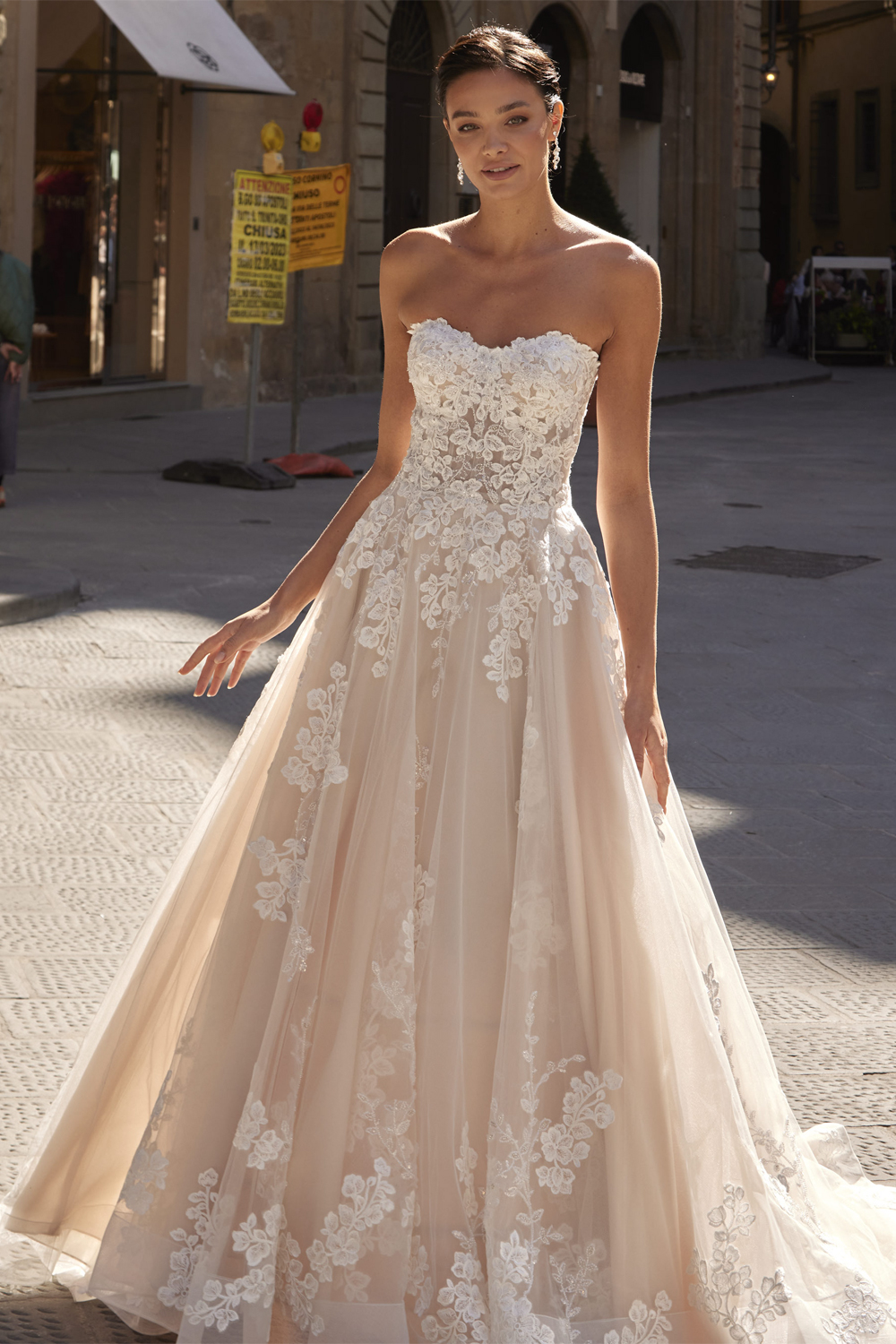Brautkleid 65626 Hochzeitshaus Boos