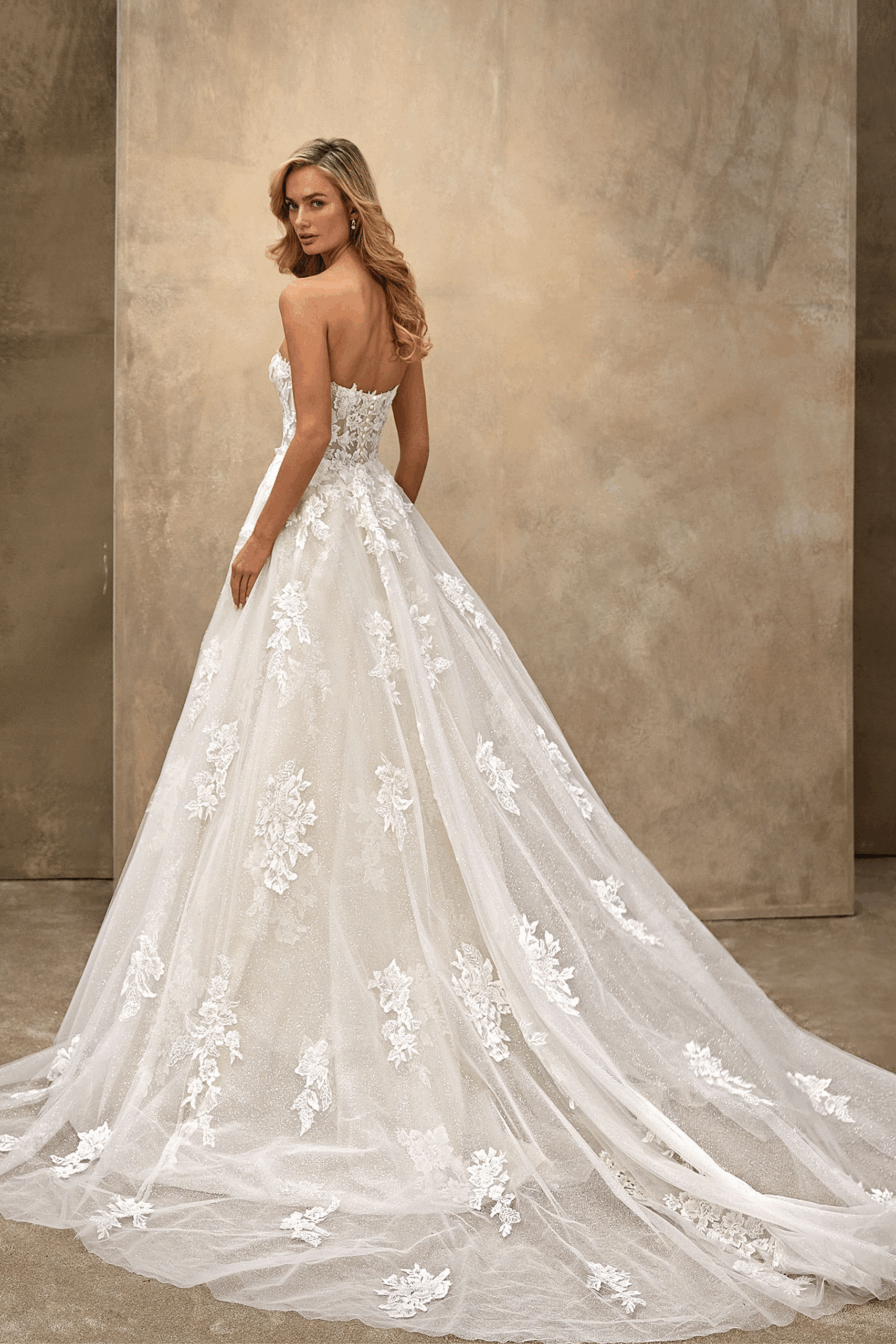 Brautkleid 77846 – Bild 2