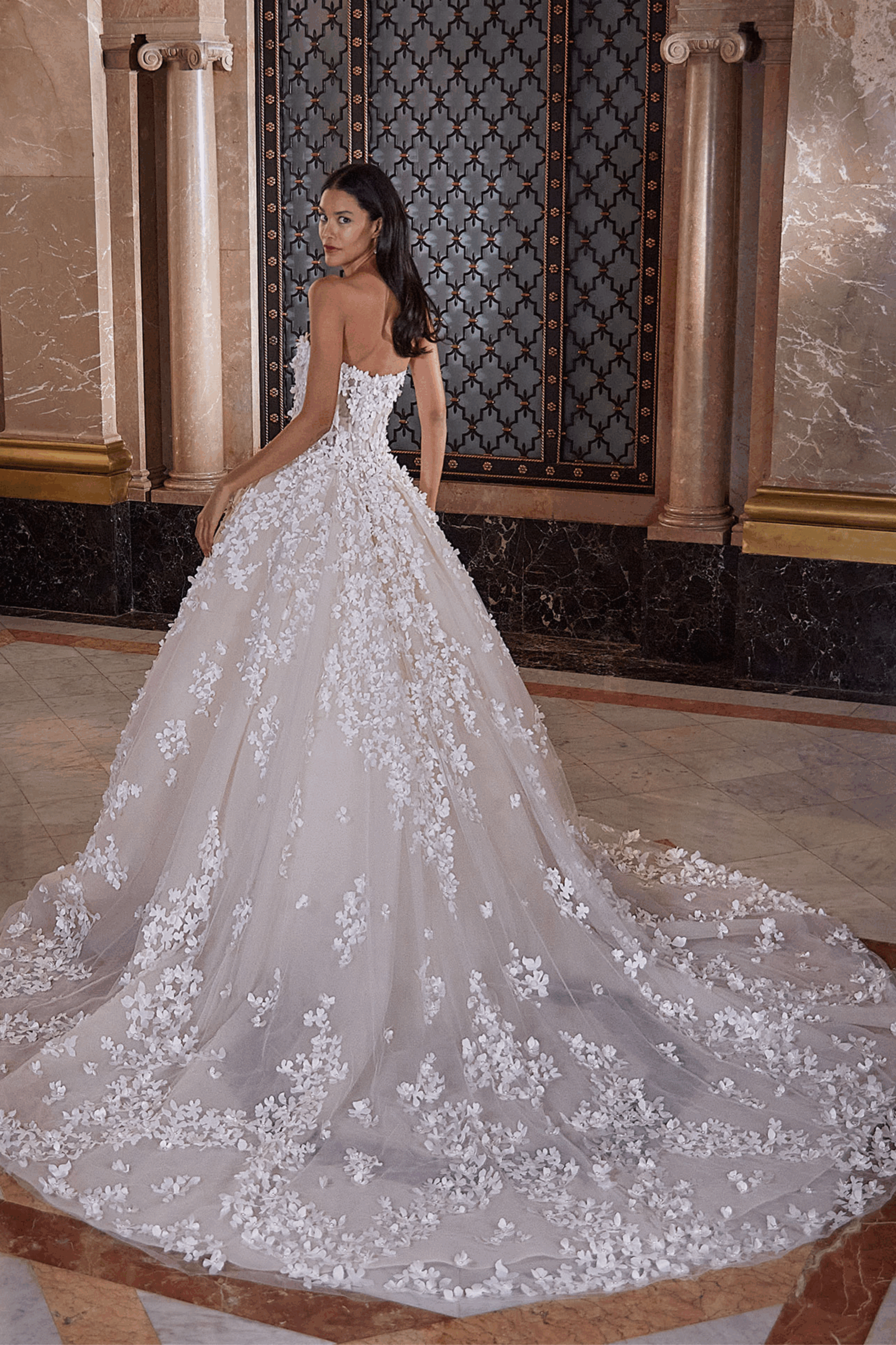 Brautkleid 77598 โ Bild 3