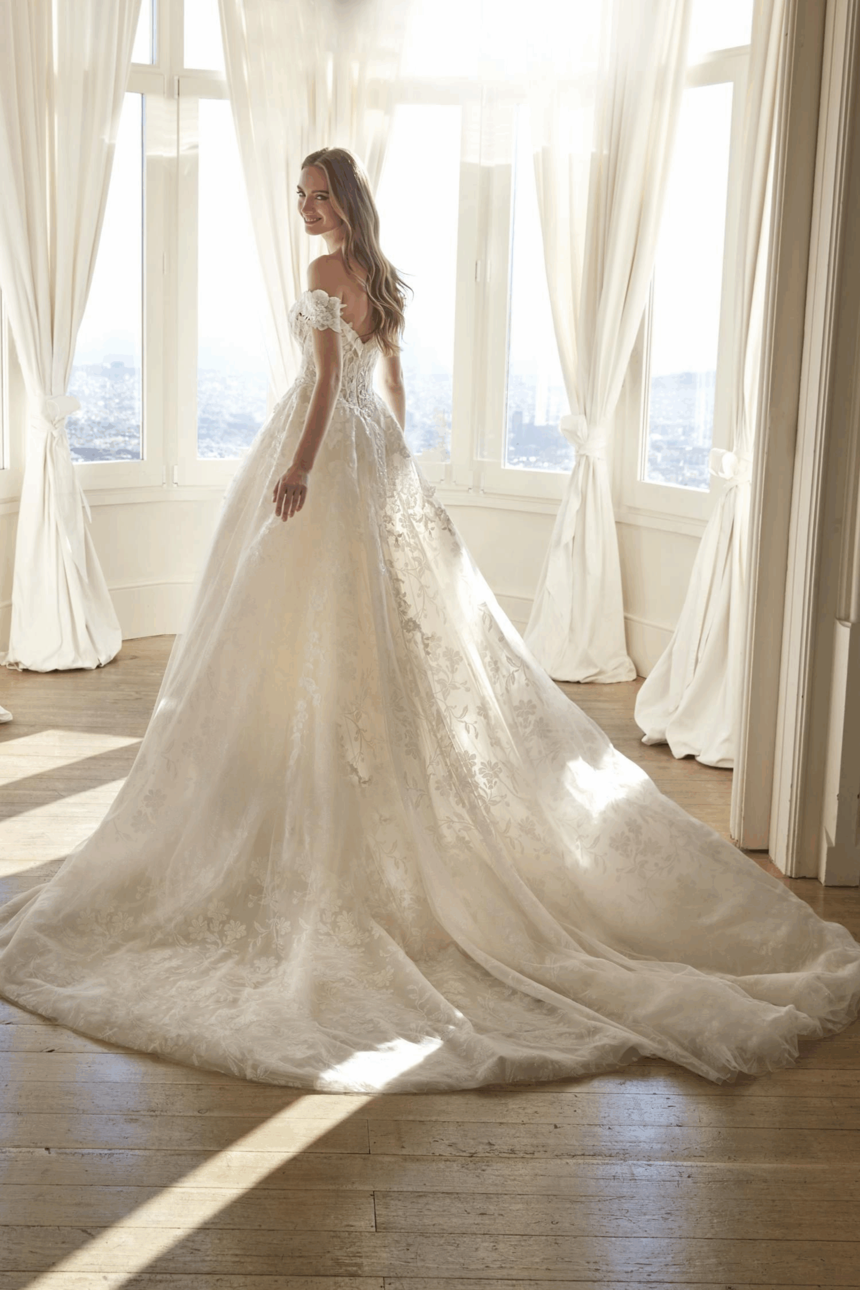 Brautkleid 76604 โ Bild 2