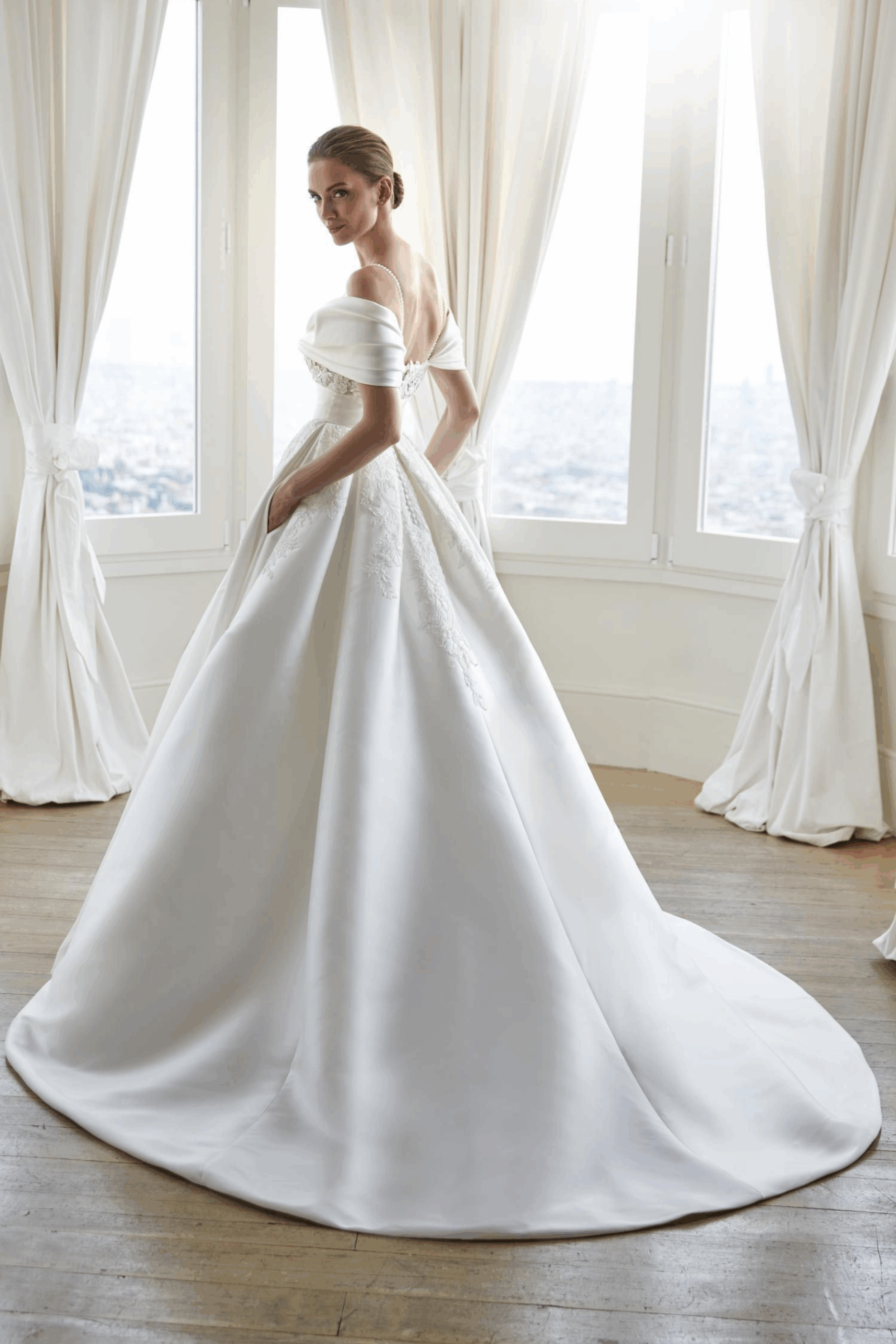 Brautkleid 76594 โ Bild 2