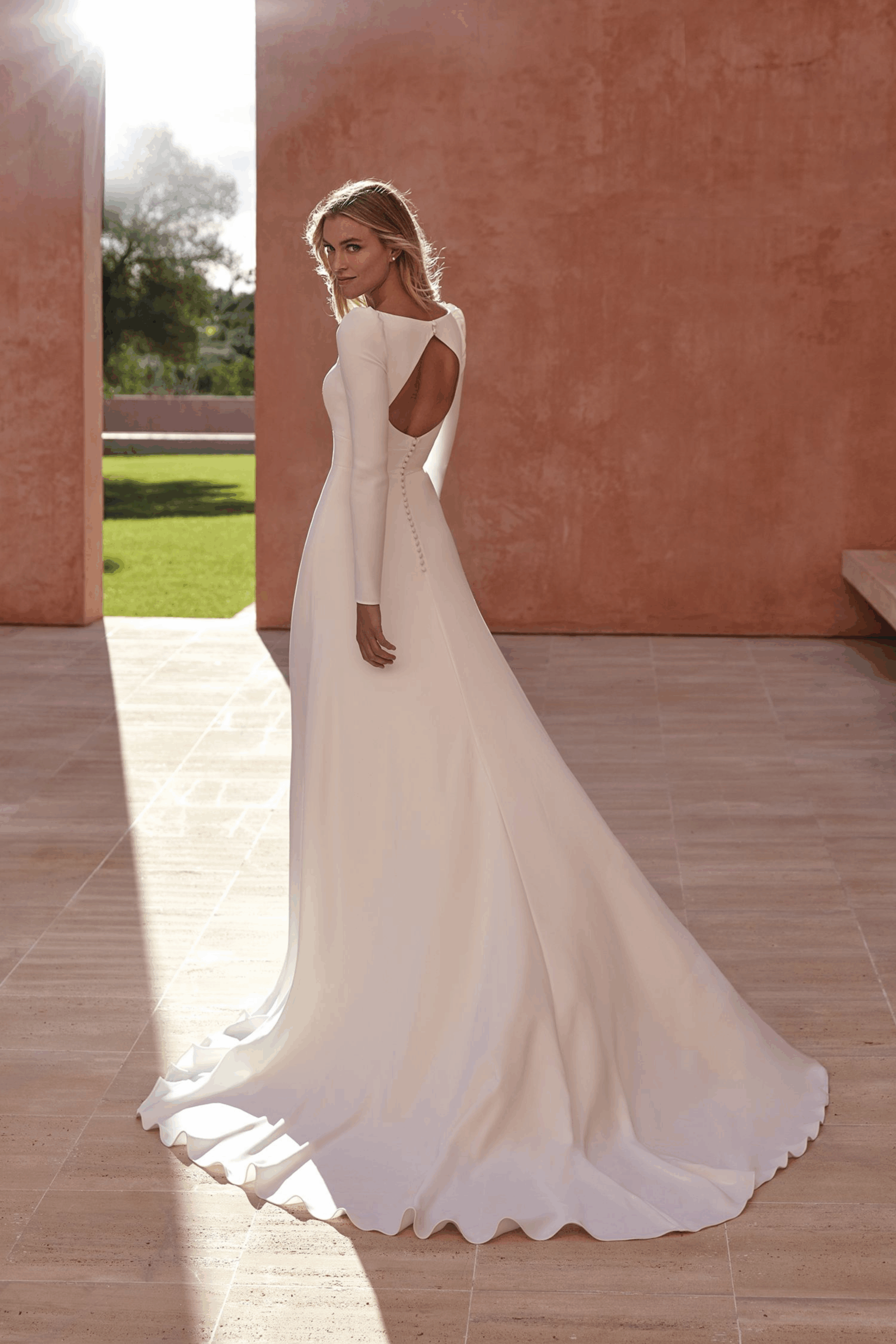 Brautkleid 76620 โ Bild 2