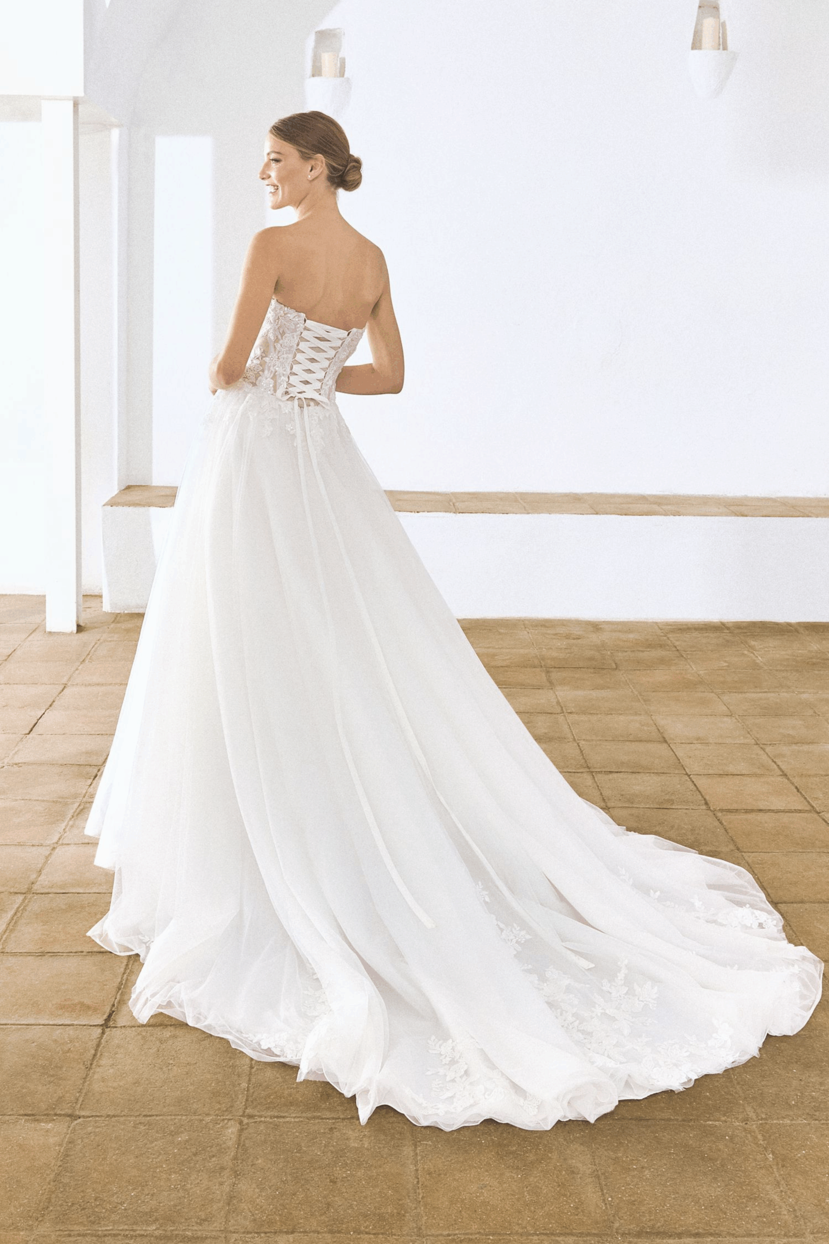 Brautkleid 76686 โ Bild 2