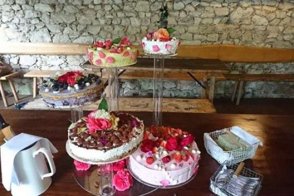 gluecklich catering hochzeitstorte 800x800
